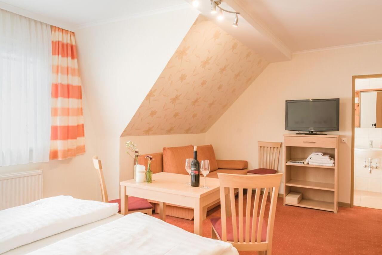 Haus Kranixfeld-Fischl Hotel Mörbisch am See Eksteriør billede